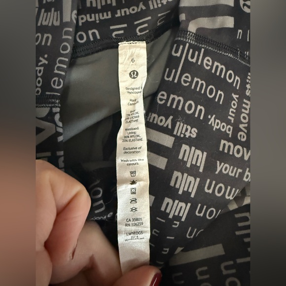 EUC Lululemon Wunder Train High-Rise Tight
Lululemon Ombre Black Multi 6 - Picture 4 of 7